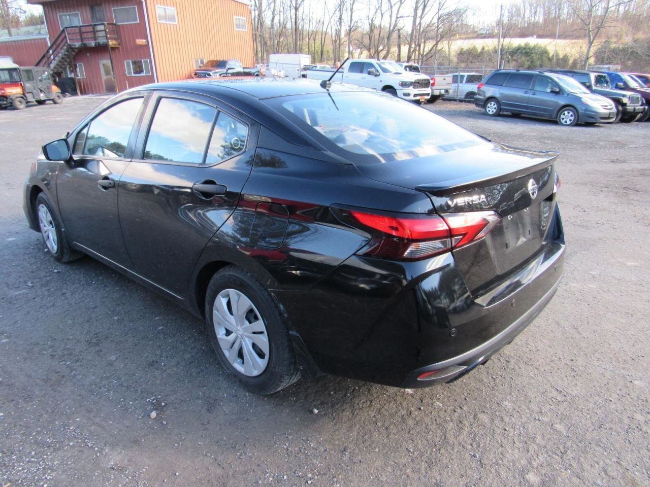 VERSA 2021 Glove Box 1103581