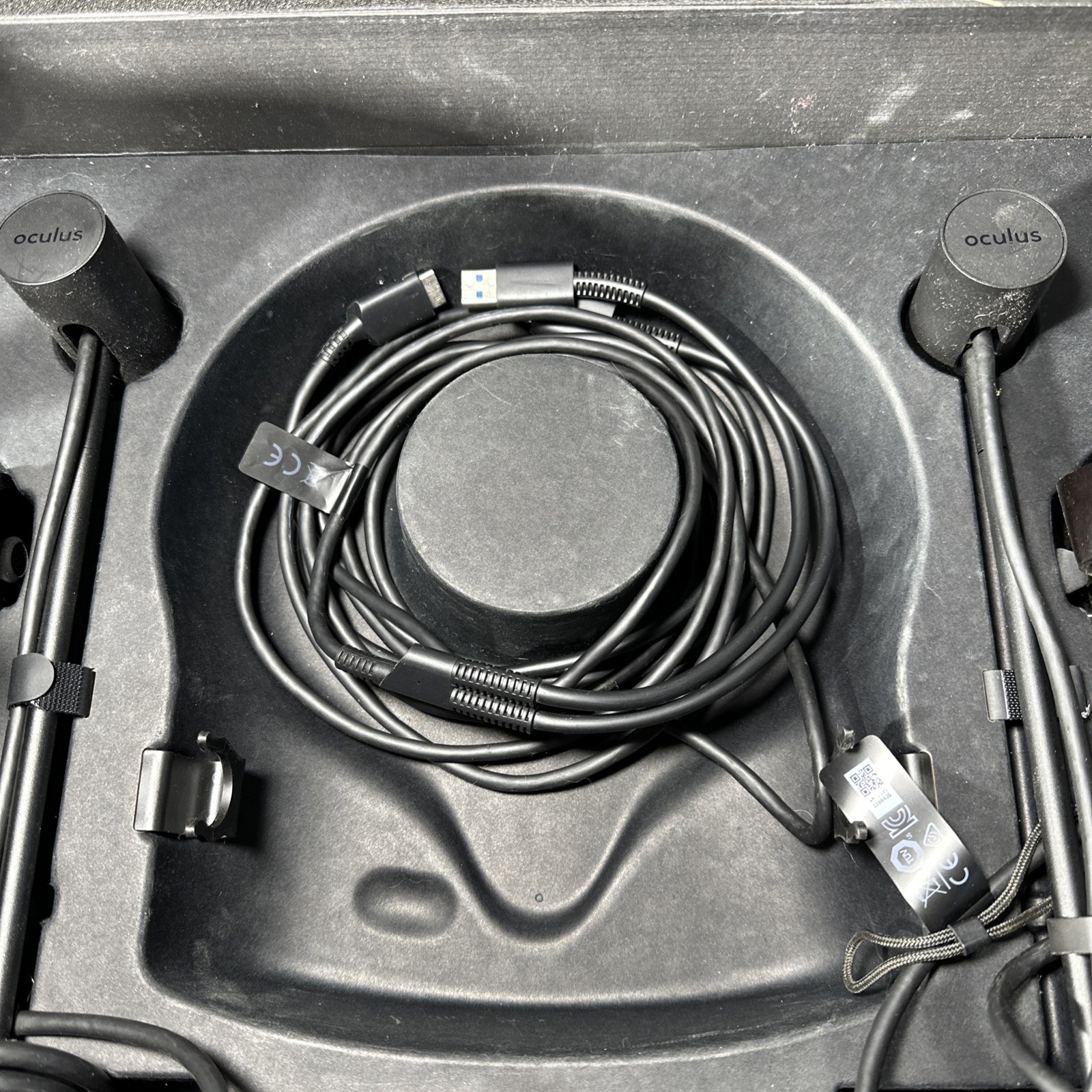 Oculus Rift Virtual Reality Headset Controllers & Sensors Untested