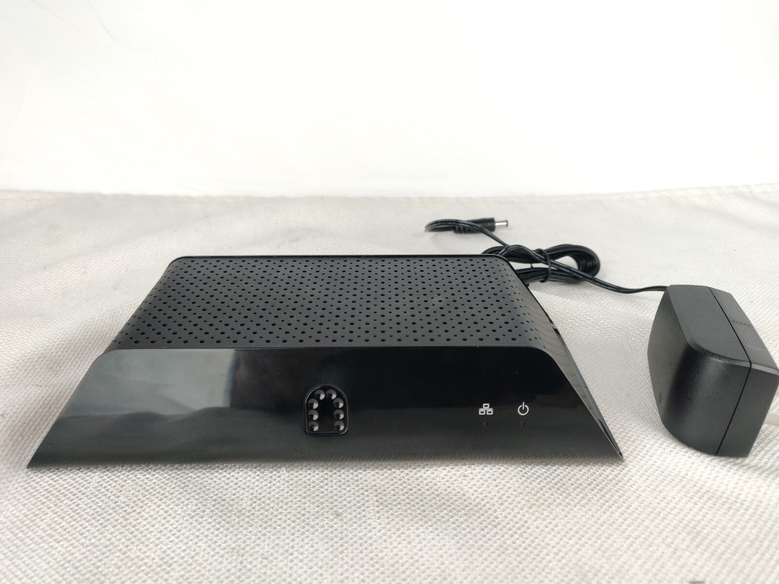 Slingbox Solo Media Streamer Set Top Box Model SB260-XXX (CT) (S1)