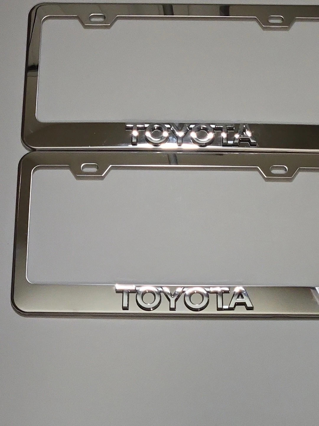 2 pcs Silver License Plate Frame for 3D silver -Toyota- Logo