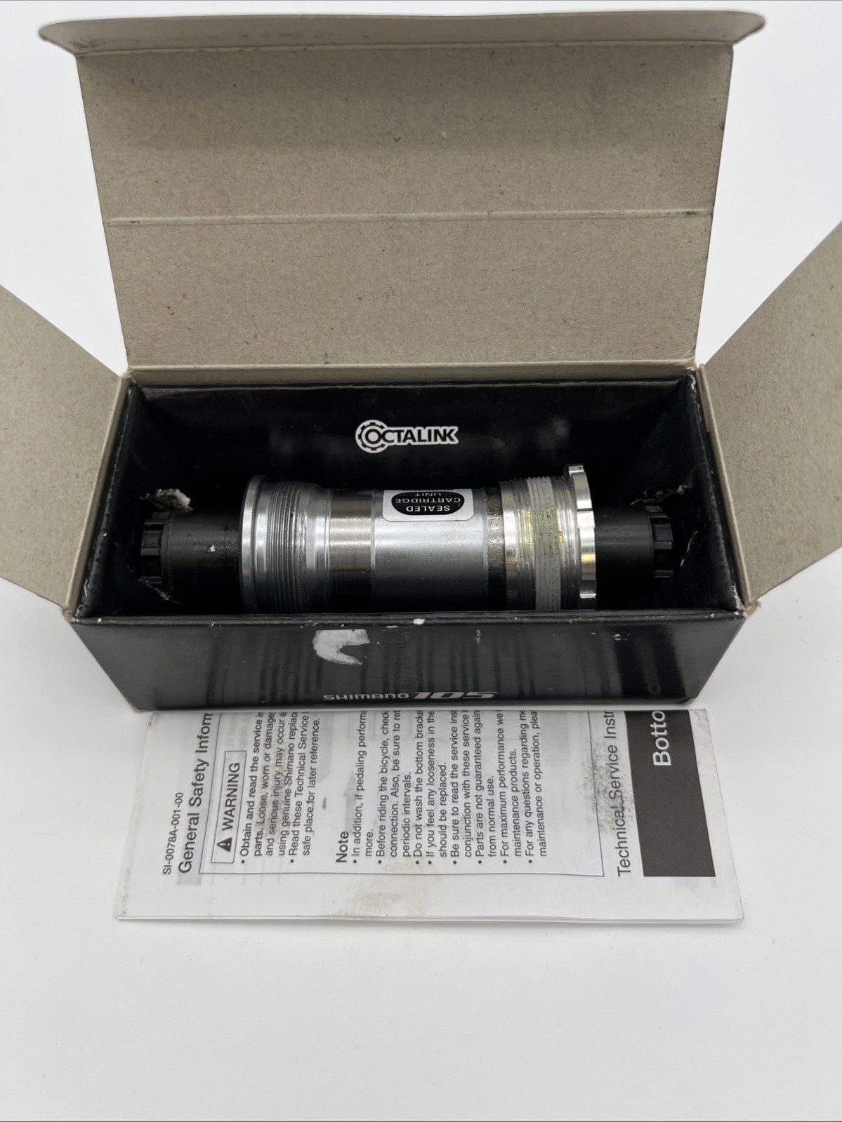 Shimano 105 BB-5500 Octalink V1 68x118.5mm Spline BSA (English) Bottom Bracket