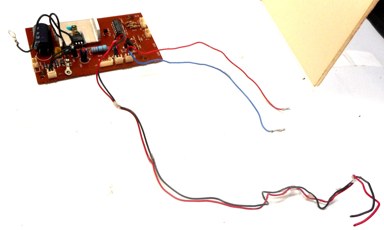 NUMARK  TURNTABLE TT1400  - CIRCUIT BOARD  - PARTING OUT