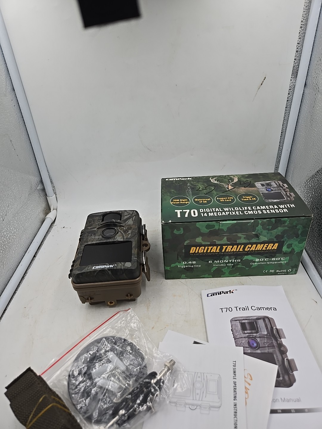 Campark T70 Digital Wildlife Trail Camera 14 Megapixel CMOS Sensor Camo Has Card