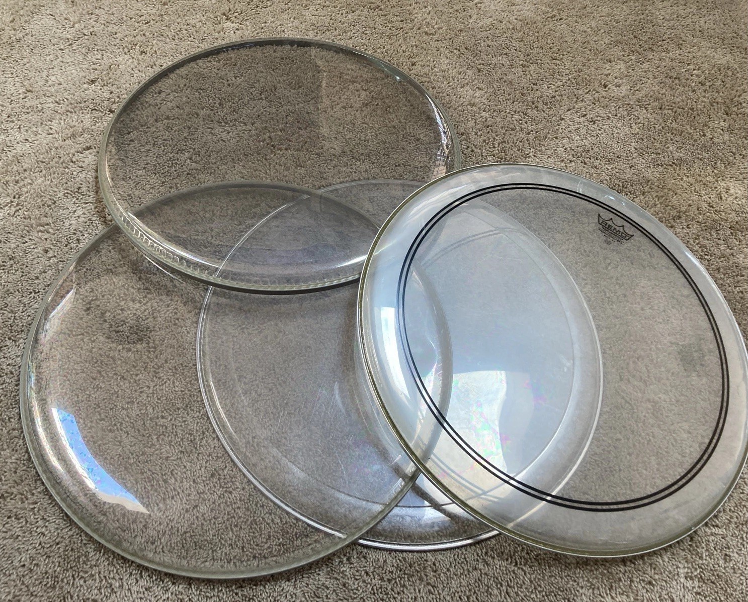 LOT OF 4 REMO & UNMARKED 18” FLOOR TOM HEADS POWERSTROKE 3 - NEW OLD STOCK