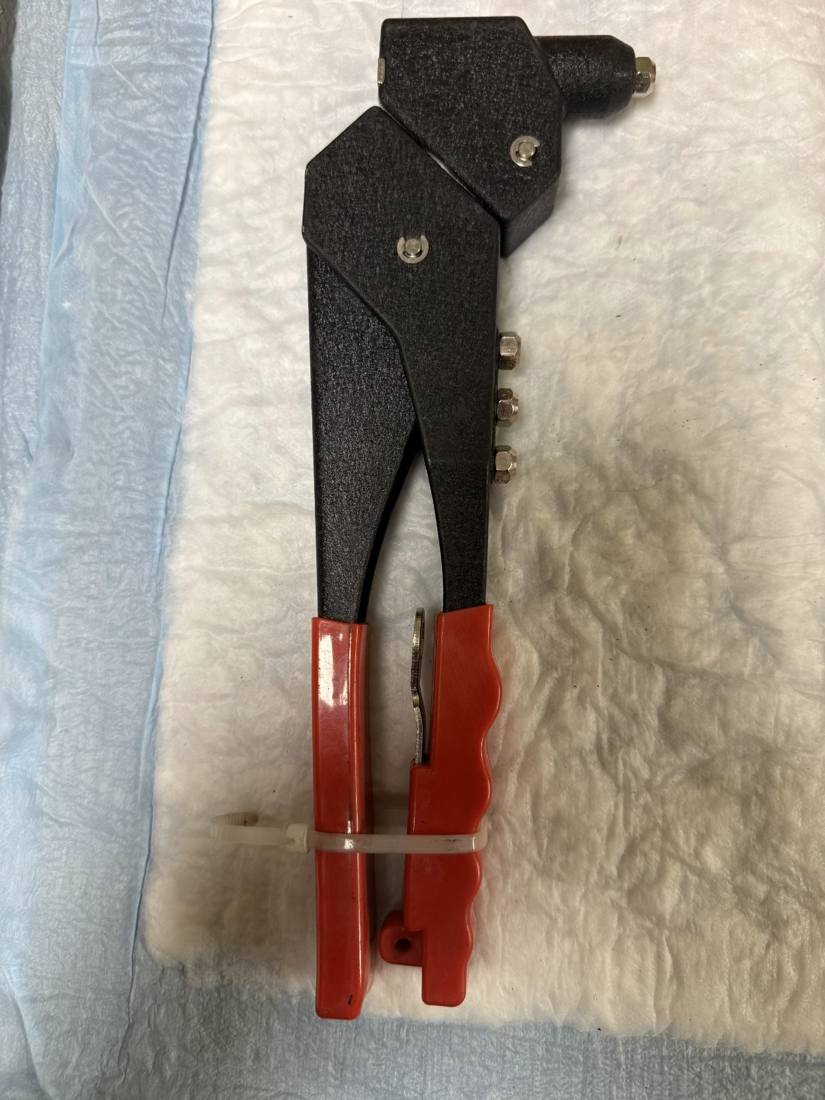 Arrow RHT300 Swivel Head Rivet Tool