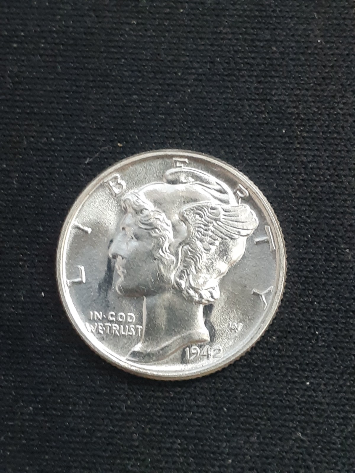 1942 MERCURY DIME   UNCIRCULATED