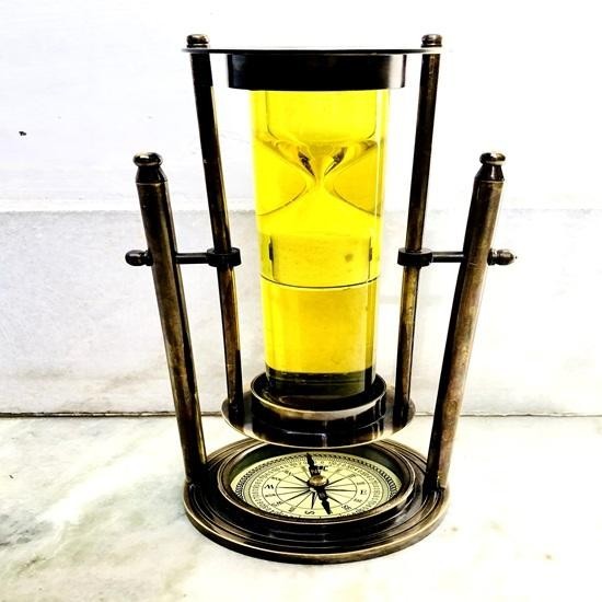 Sand Timer Brass Hourglass Rotating Sand Timer with Navigation Compass Base