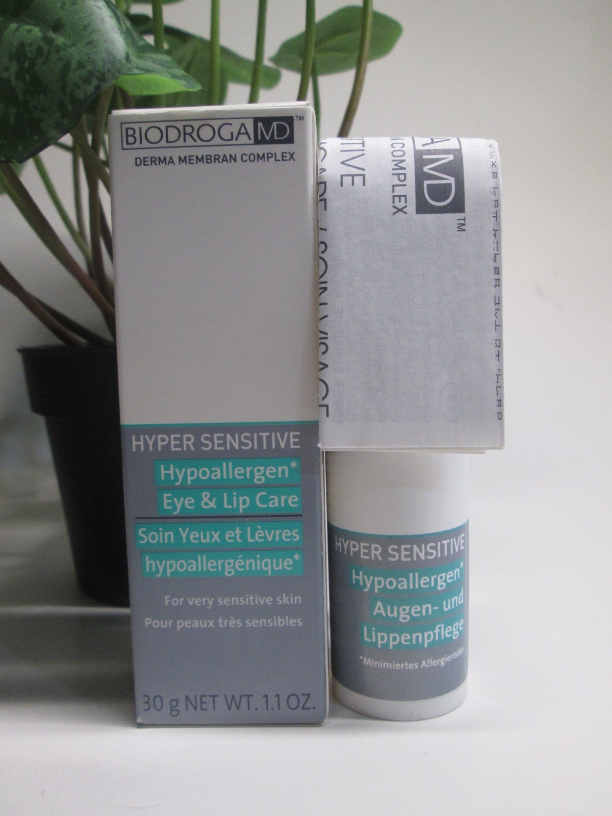 BIODROGA MD  HYPER sensitive eye and lip 30g/1.1 oz  NEW