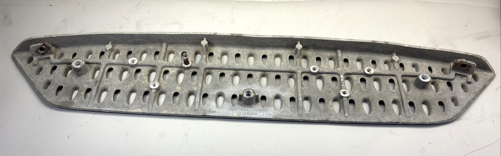 Genuine Paccar A82-6000 Cab Access Fairing Step Assembly