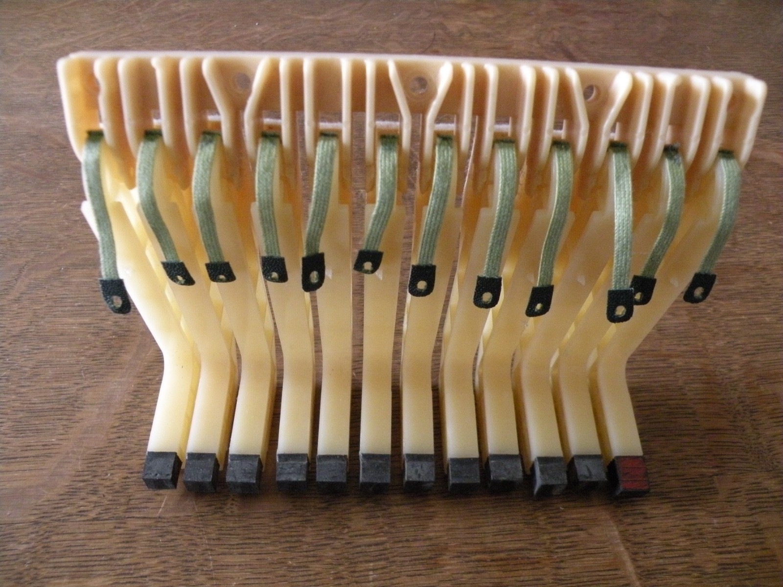 Vintage Original Fender Rhodes Hammer Comb w Hammers (#3)