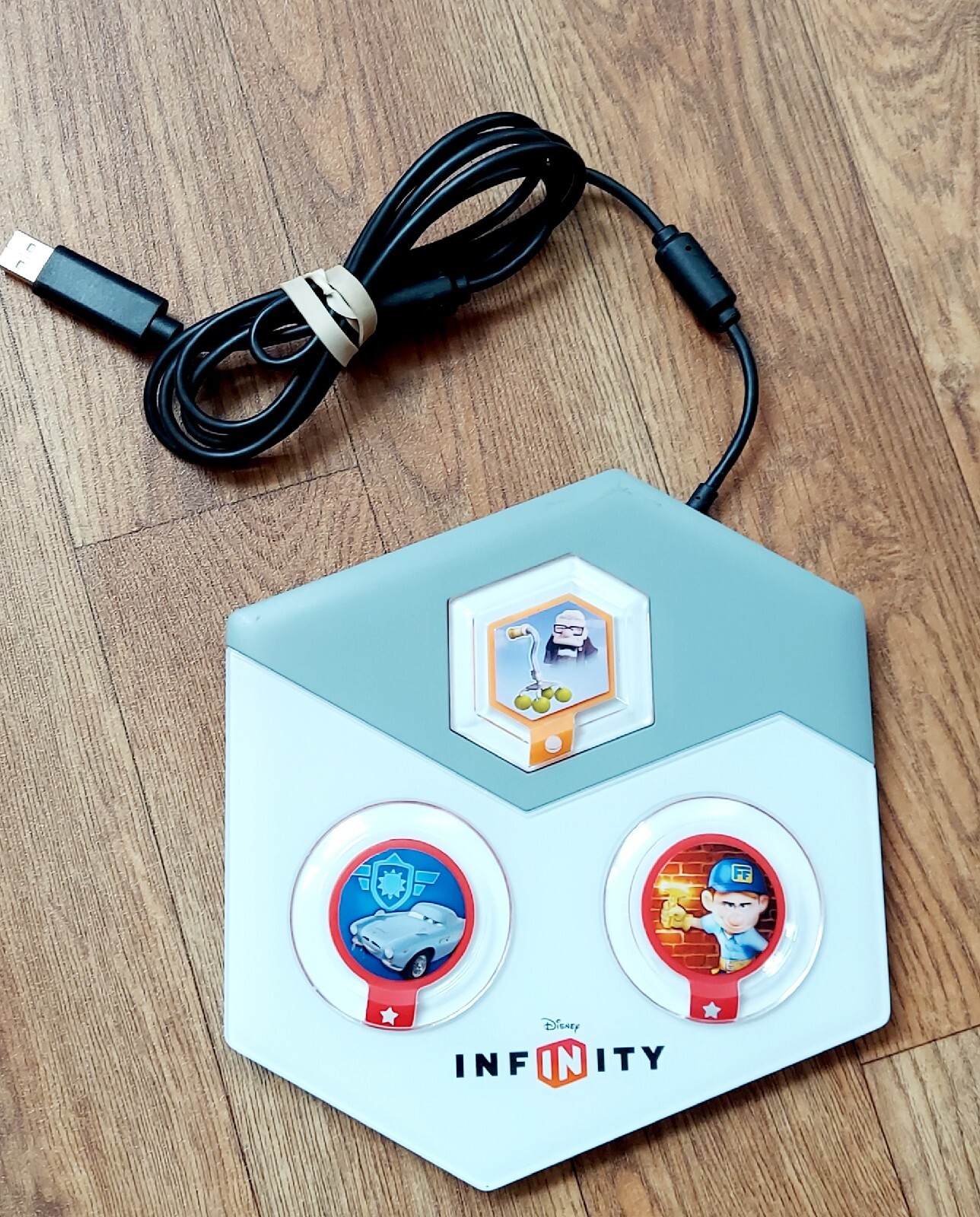 Disney Infinity USB Portal Base Pad & Disc