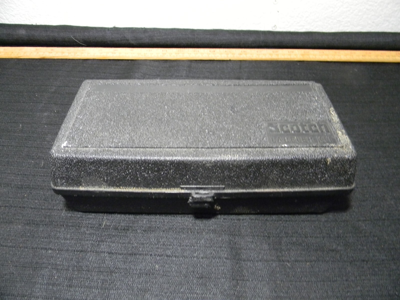 VINTAGE SCOTCH LABELER KIT - VINTAGE MODEL E-J 29. SCARCE COMPLETE KIT.