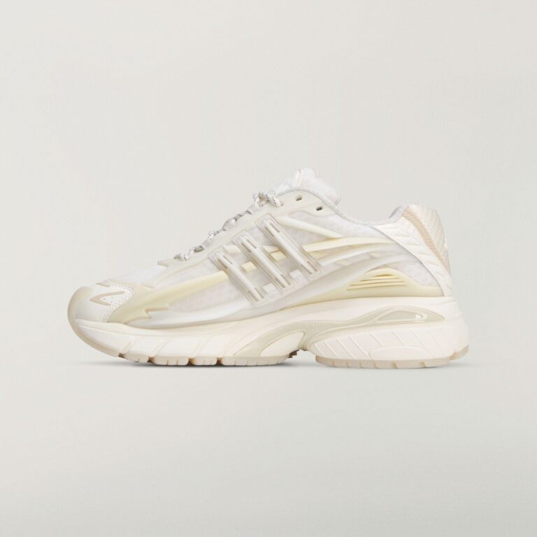 Pharrell Williams x adidas Adistar Jellyfish “Core White” KH6730