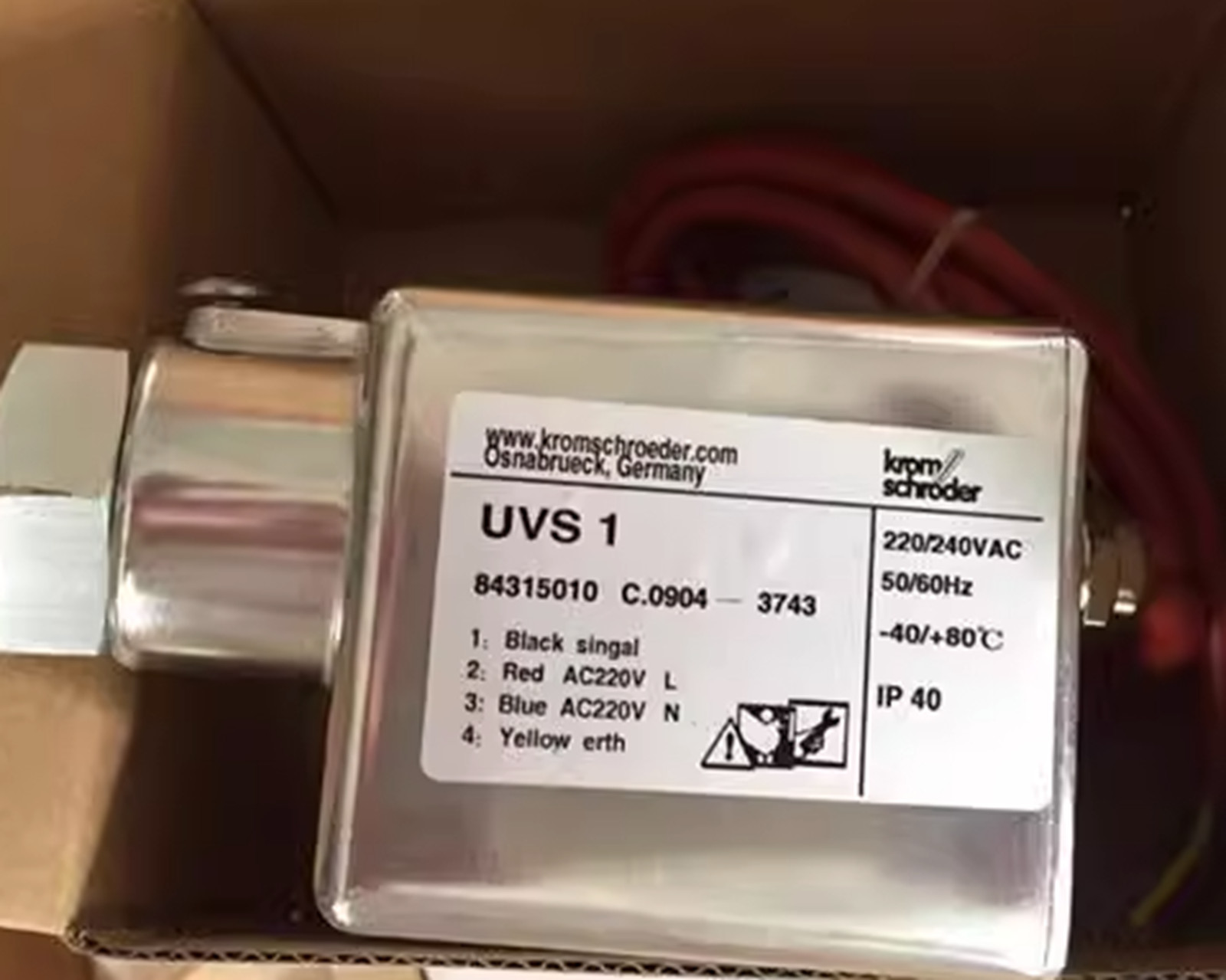 NEW KROMSCHRODER UVS1 Burner Flame Detector Sensor