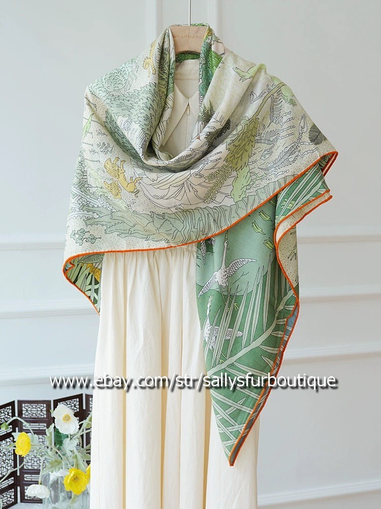 Sallys Boutique 70% Cashmere 30% Silk Wrap Scarf Animals Print 2 Face Shawl 53"