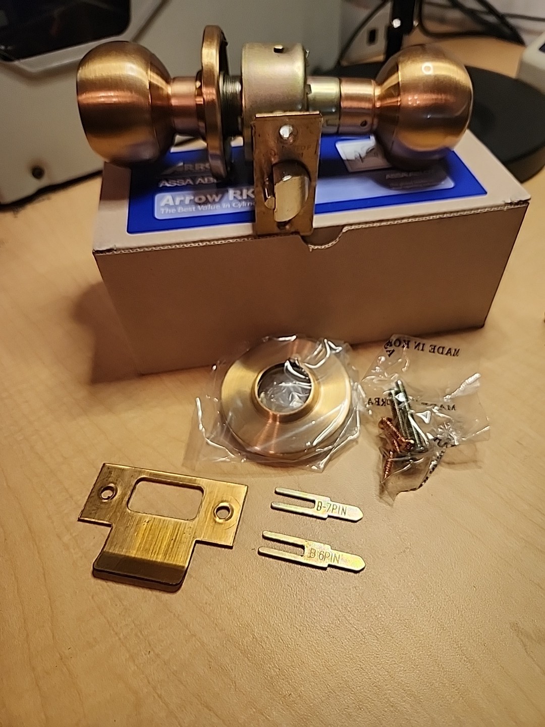Arrow Storeroom Knob Lock For Sfic 2-3/8" Back Set locksmith