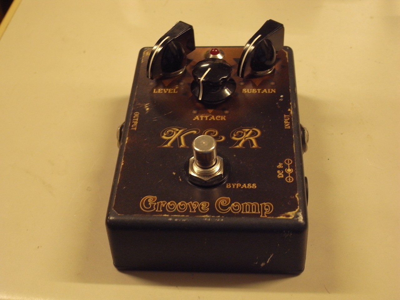 K&R Groove Comp Guitar Bass Compressor Pedal Natural Sound Used