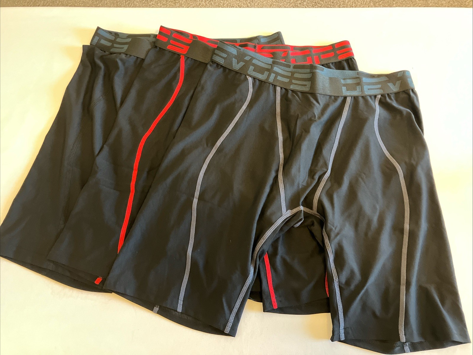 DEVOPS Men's Compression Shorts Underwear Athletic 3 Pack Size Large  C947