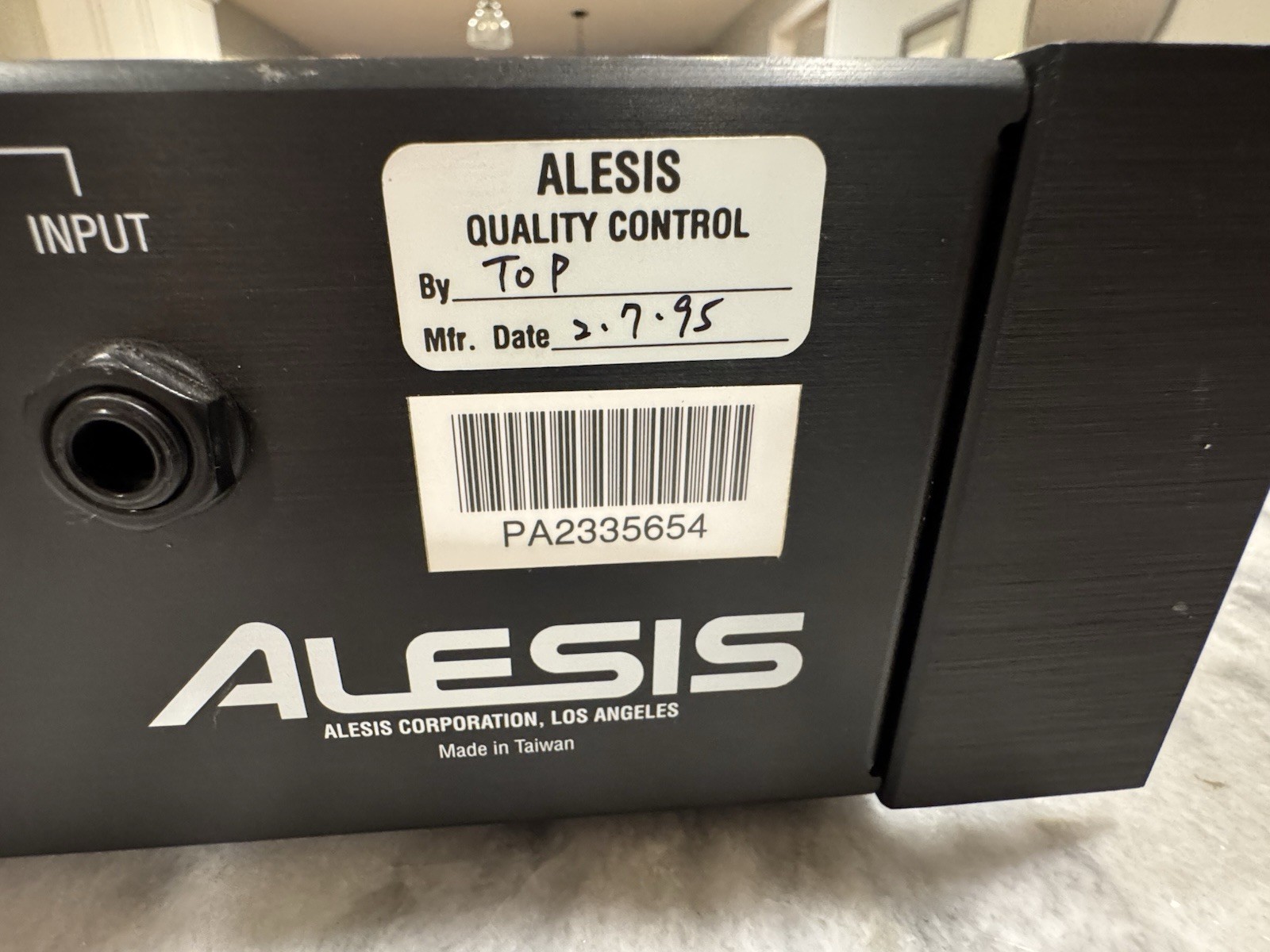 Alesis RA-100 Reference Amplifier 75 WPC @ 4 Ohms Stereo - Tested Working Video