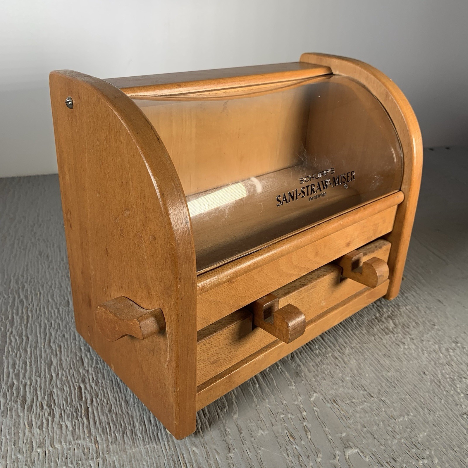 Schupp’s Sani-Straw-Miser Vintage Straw Dispenser With Wooden Base Works