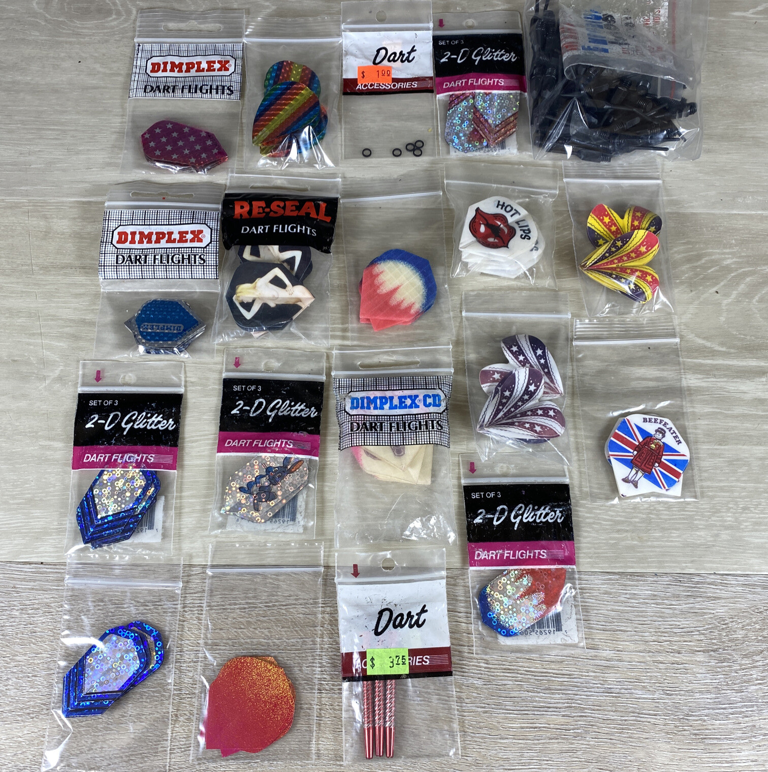 Lot of 16 Packs OF 3 VINTAGE NEW Dart Flights - 70 plastic Tips  accessories lot