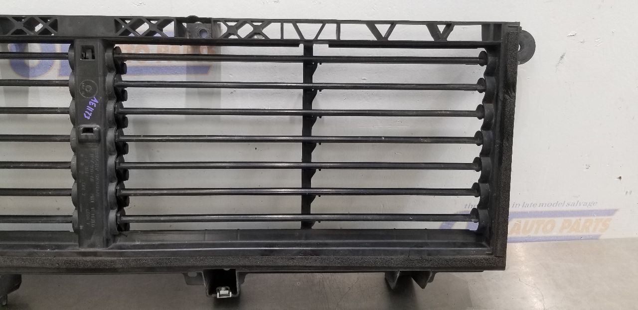 23 DODGE RAM 3500 AIR SHUTTER 6.7L