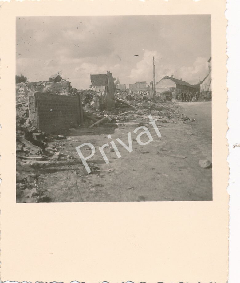 Photo WW II Wehrmacht Street St. Remy Destruction Ruin France K1.33