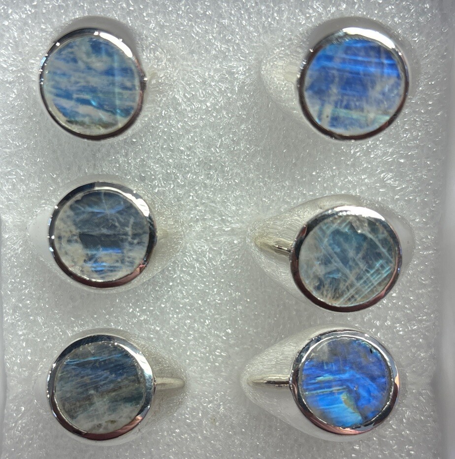 Men’s Sterling Silver Ring Size 8 Rainbow Moonstone
