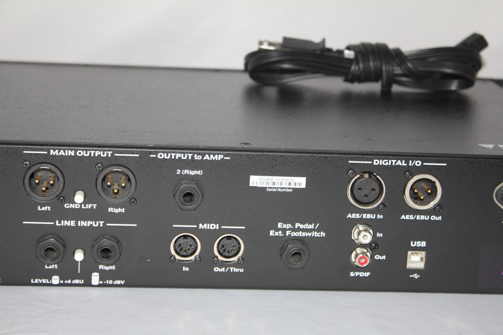 Avid Eleven Rack 9100-59335-01 Multi Effects Processor Interface