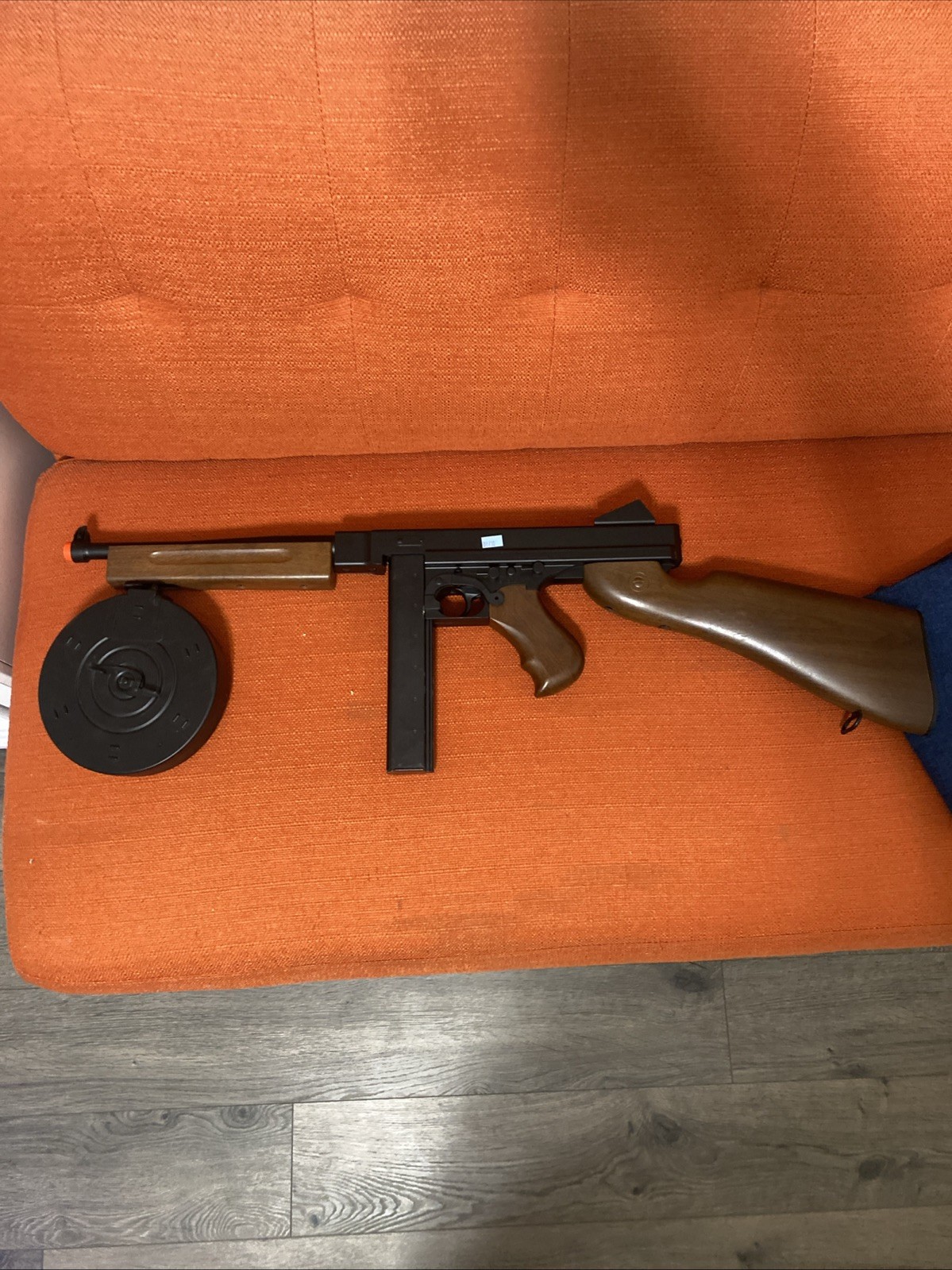 Well D98 Thompson AEG Electric airsoft Gun And Magazines