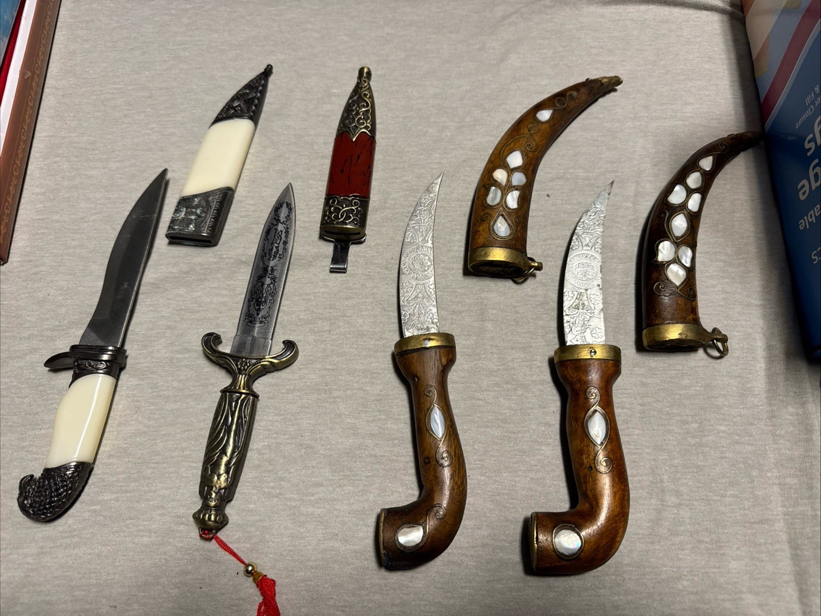 Souvenir Dagger Collection