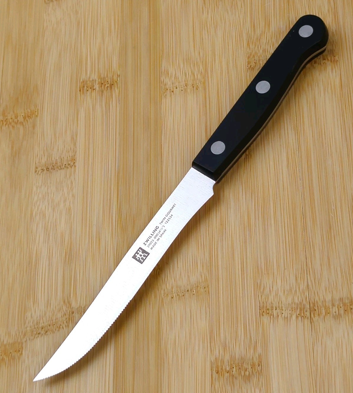 Zwilling TWIN GOURMET 4.5-in STEAK Knife Made in SPAIN w/ Stainless Steel, 39023