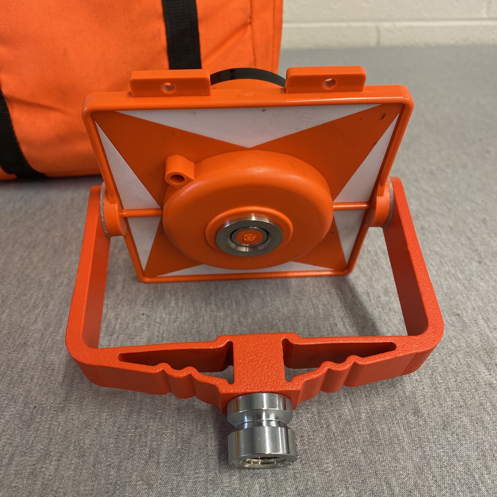 CST Berger 63-2010M 0/30mm Single Tilt Cannister Prism W/ Metal Yoke & Bag