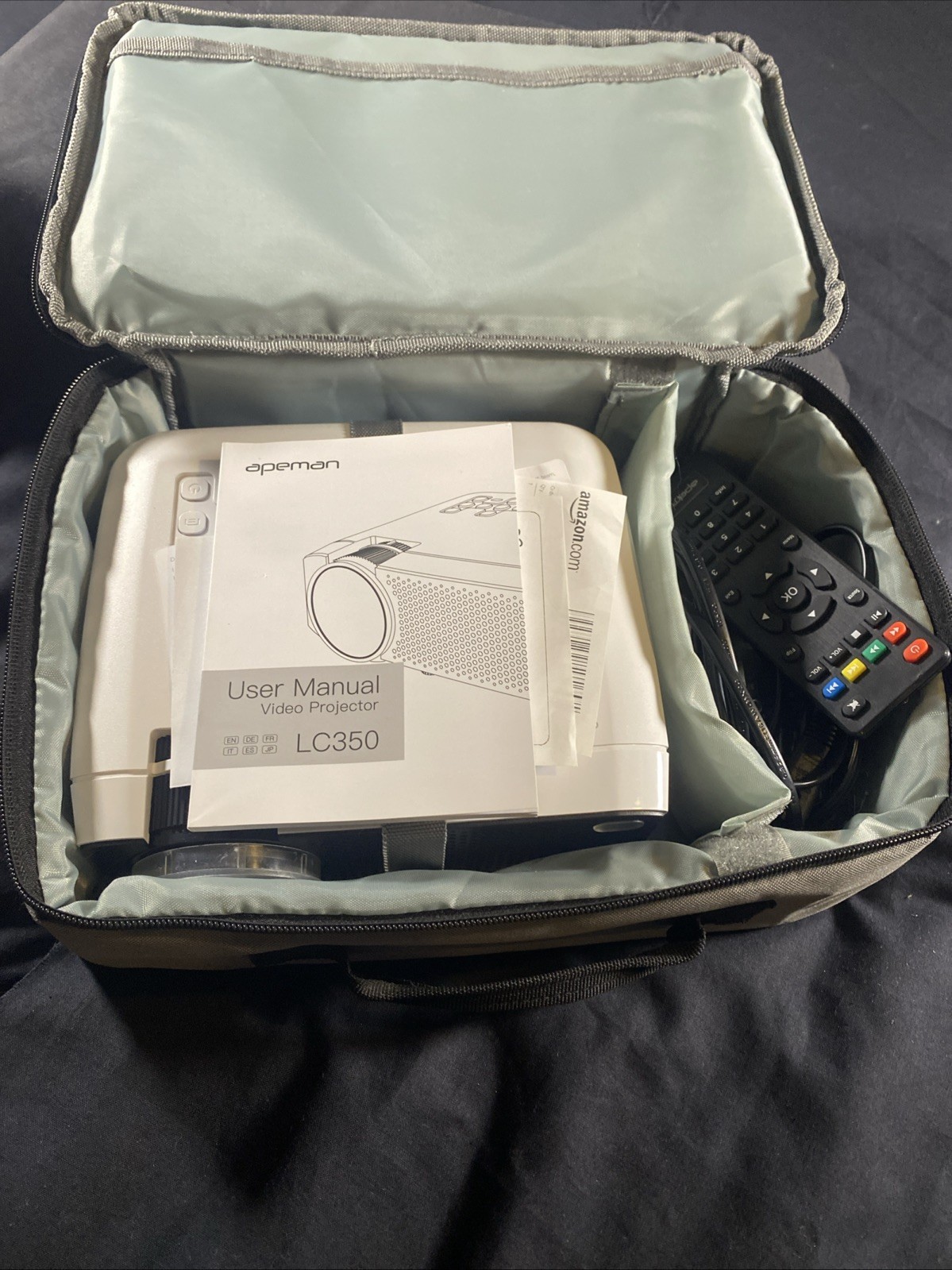 Apeman LC350 Digital LCD Projector for Home Cinema
