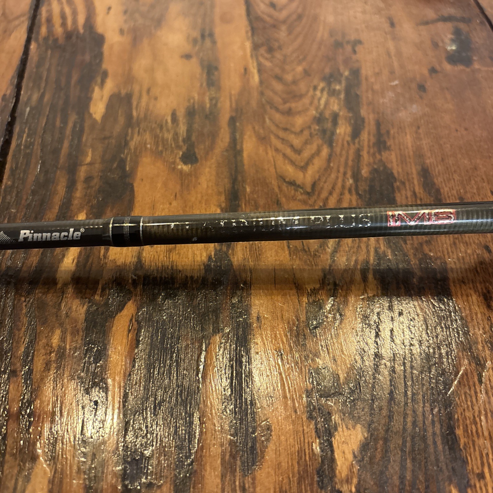 Pinnacle Platinum Plus IM6 Casting Rod. 1 Piece, Medium Heavy 6’6’’