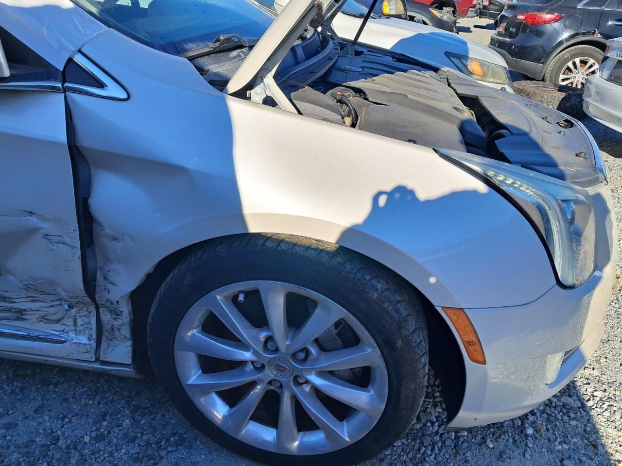 XTS 2013 Glove Box 4866356