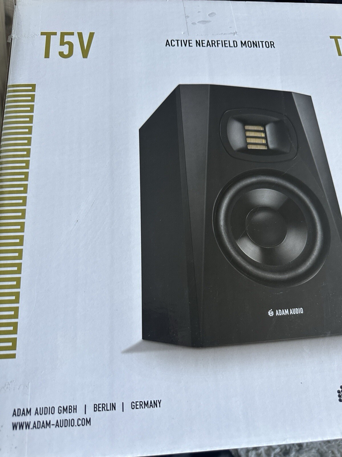 DJ Rane One & Adam T5V Speakers (Pair )