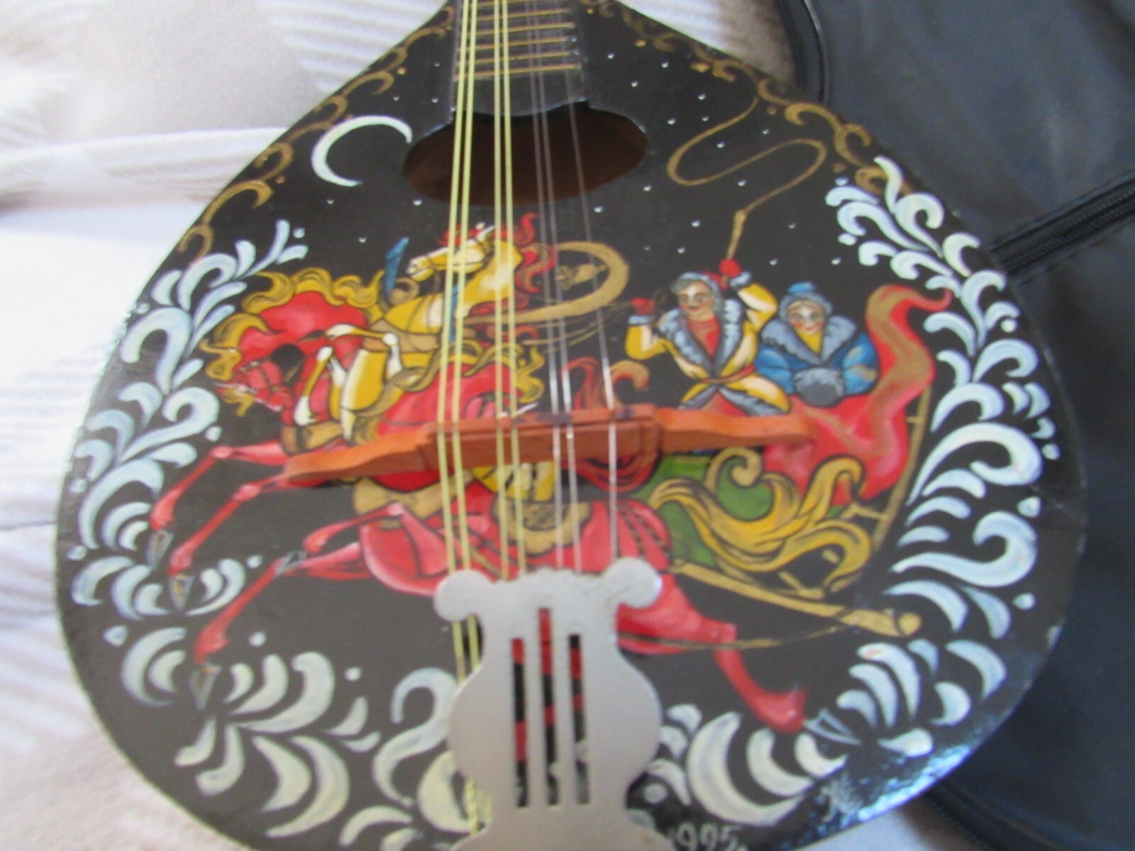 MANDOLINO