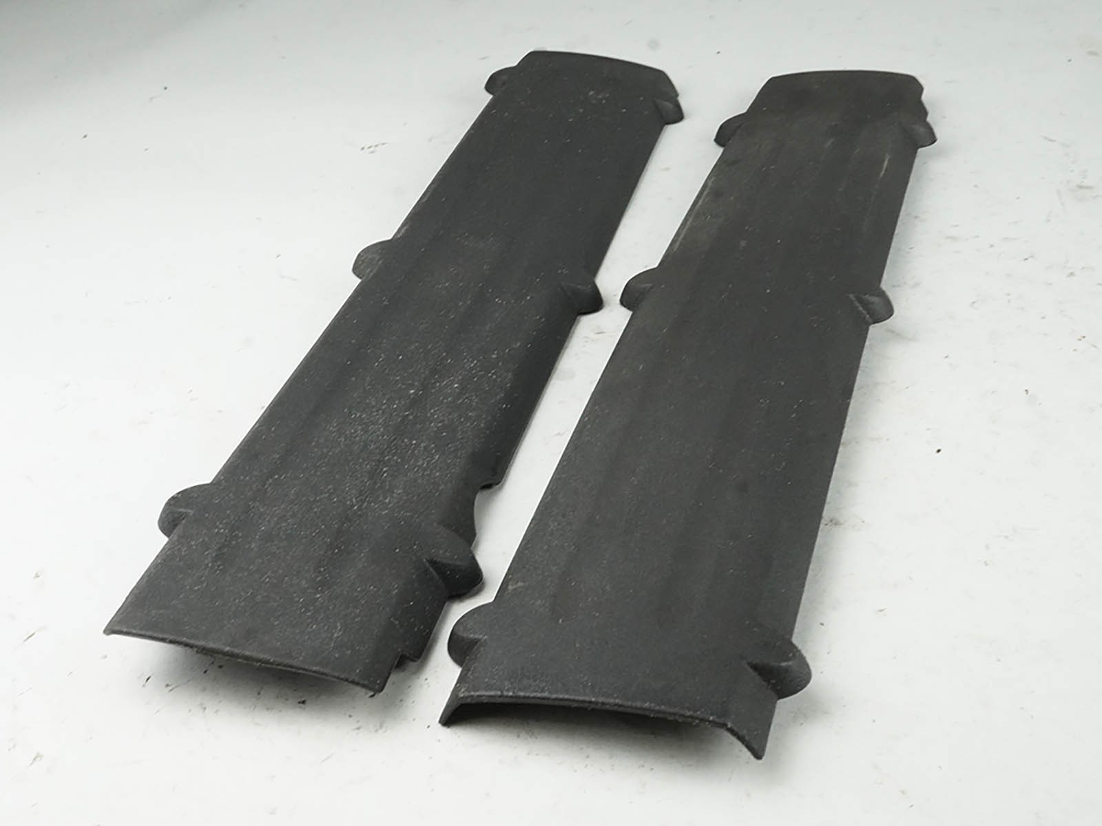 2007 - 2011 JAGUAR XK 4.2 LITER ENGINE IGNITION COIL COVER SET OF 2 6R8312025AB