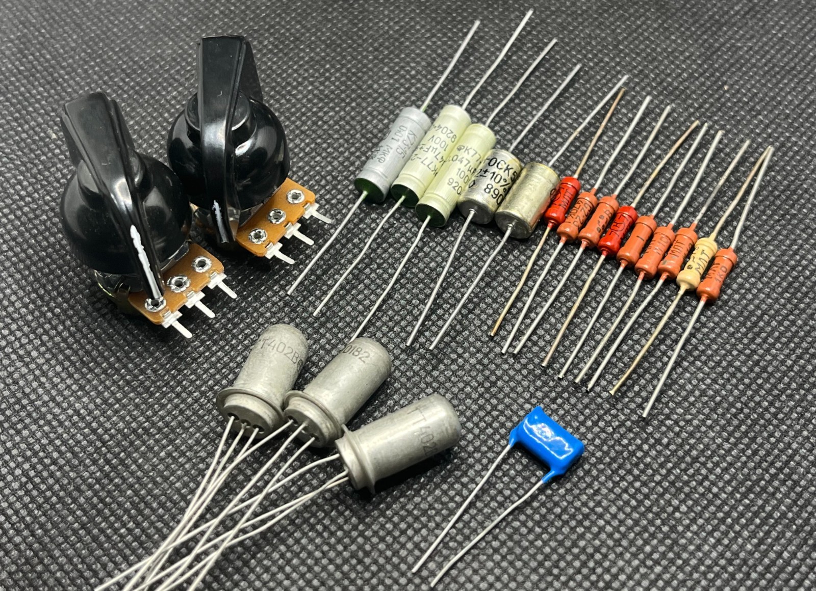 KIT Carlsbro Fuzz-Tone (Germanium) Vintage Radioparts (Matched GT402/MP20A)