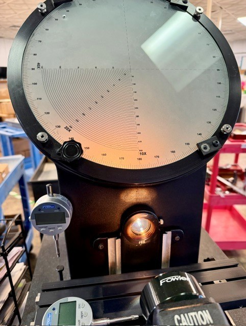 FOWLER 53-900-000 12" Optical Comparator Excellent Condition, Everything Works