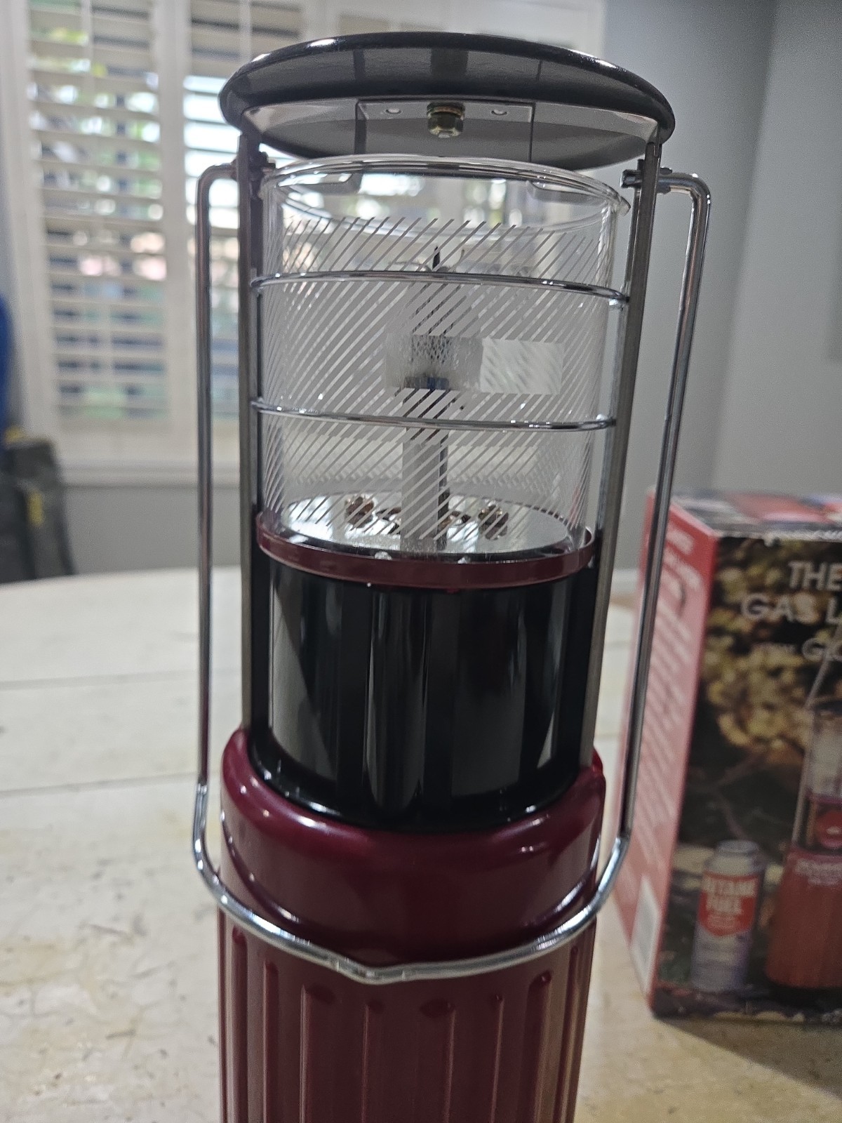 Glowmaster Deluxe Gas Lantern GML-929 Red