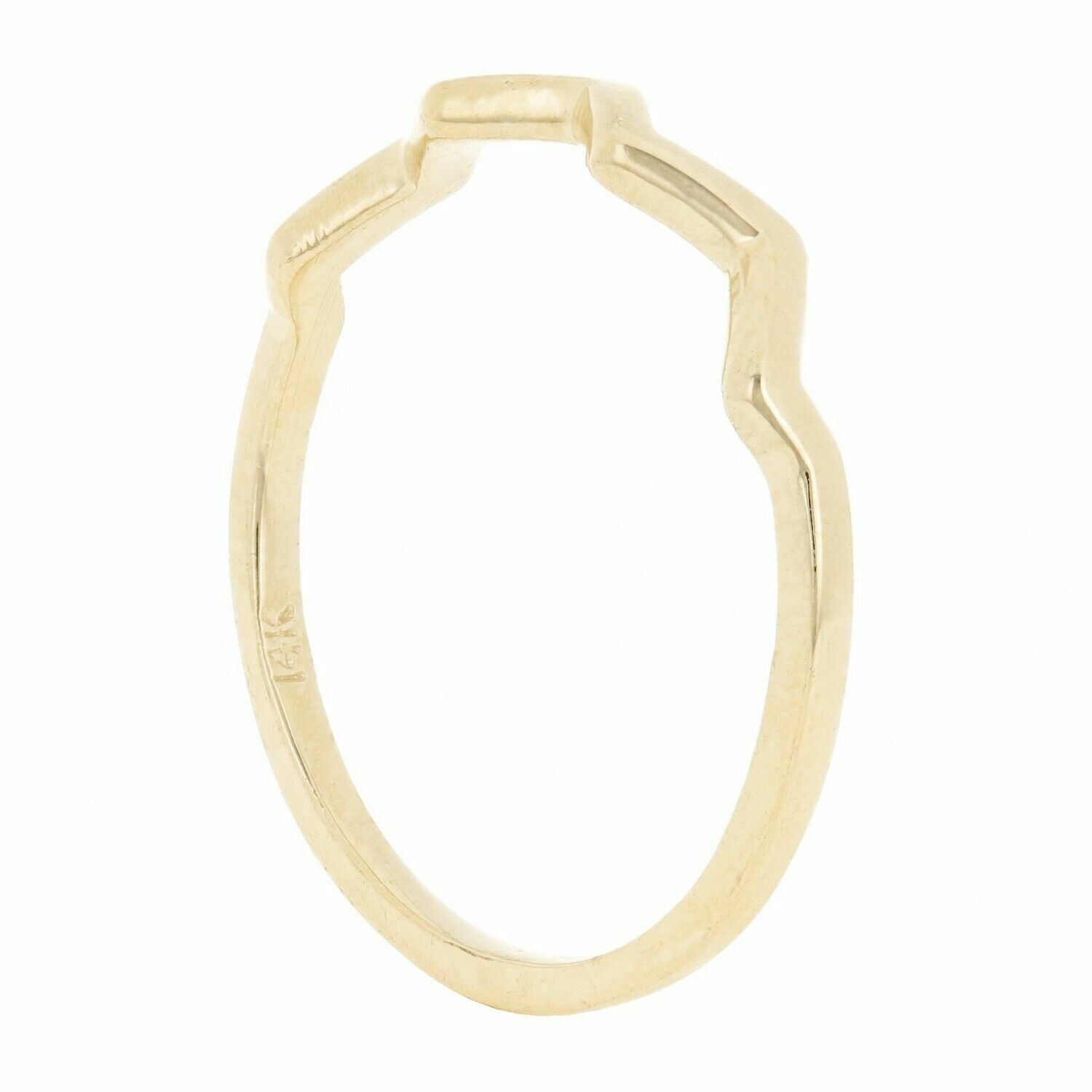 14k Yellow Gold Stackable Wave Ring 1.4 grams Size 6.75