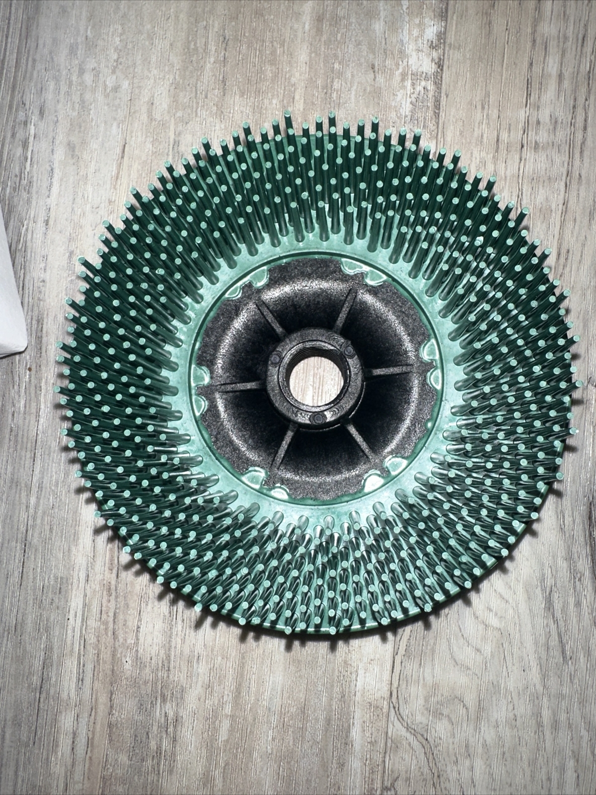 3M 048011-24241  Bristle Discs 4 1/2" 50 rpm and 12000 rpm Green
