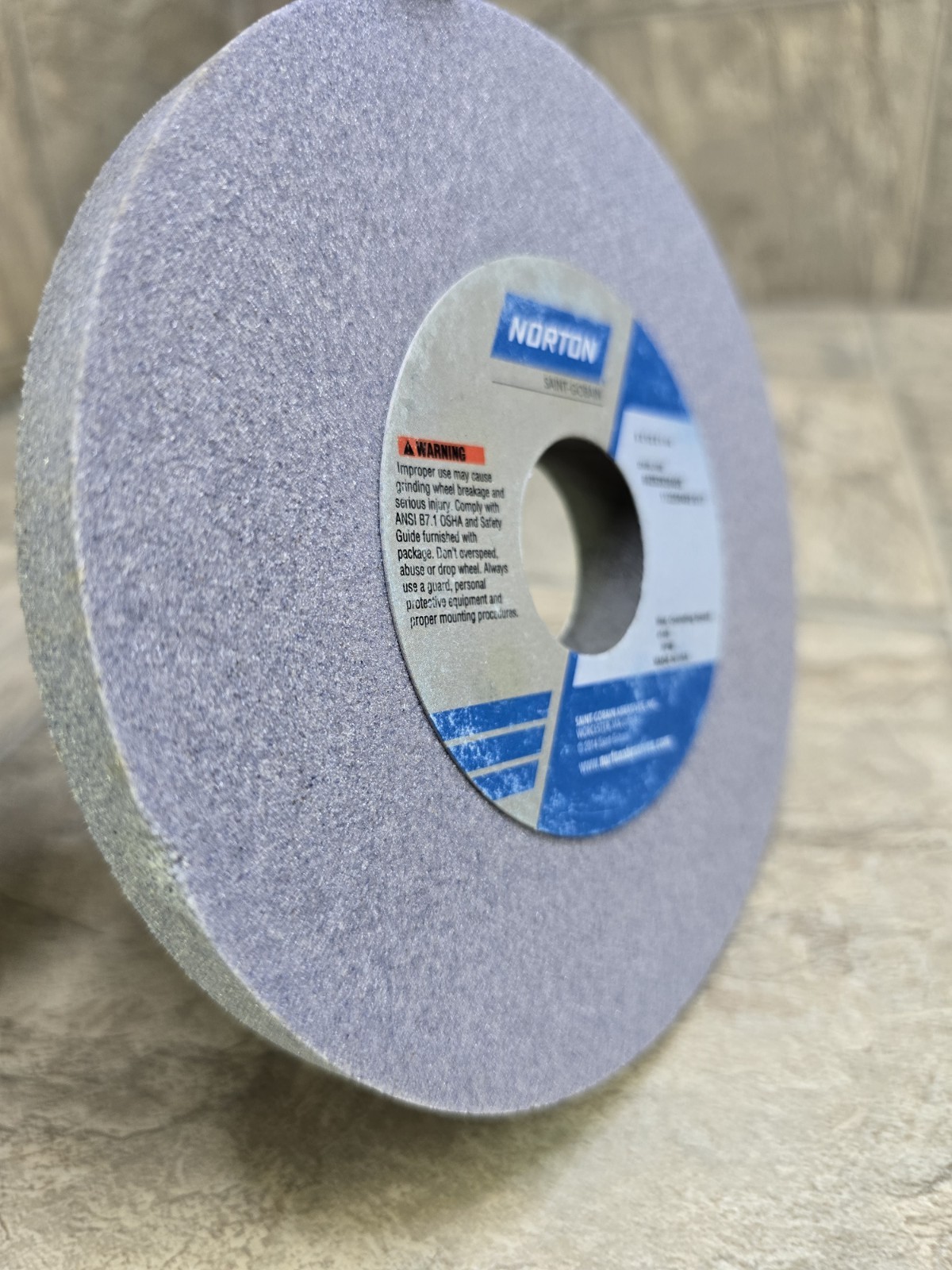1pc NORTON 6"X 1/2"X1-1/4" 32A80-JVBE 66252836405 Grinding Wheel/ Small Dent