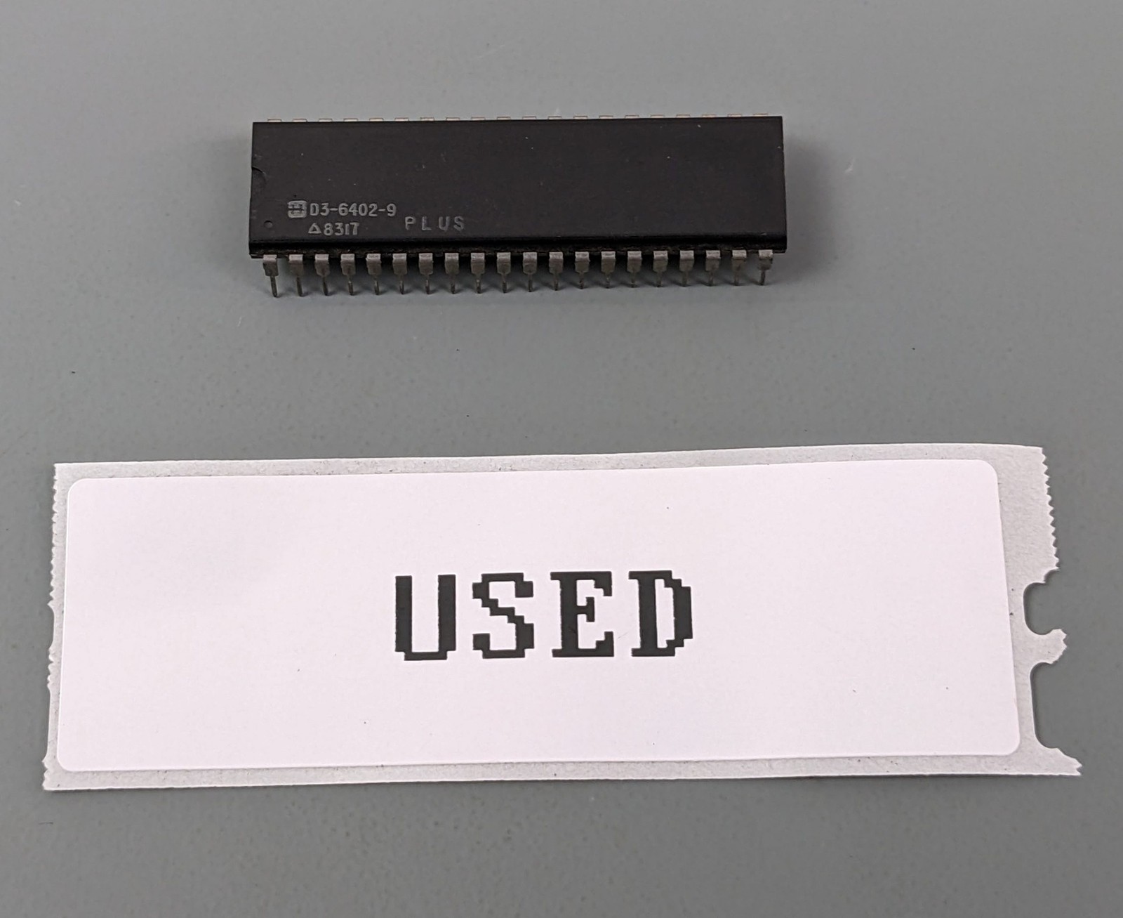 Harris D3-6402-9 Plus UART IC