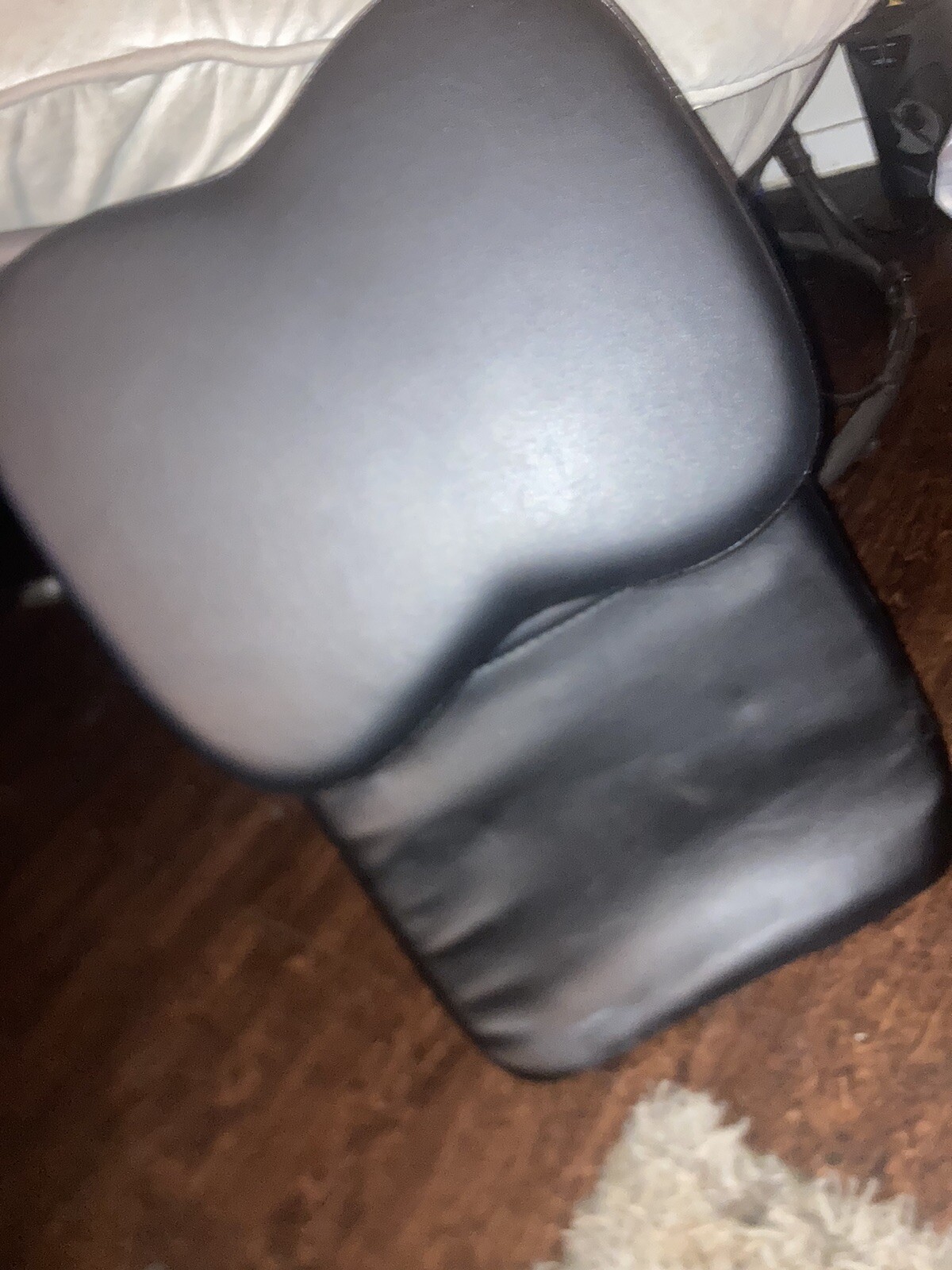 massage table