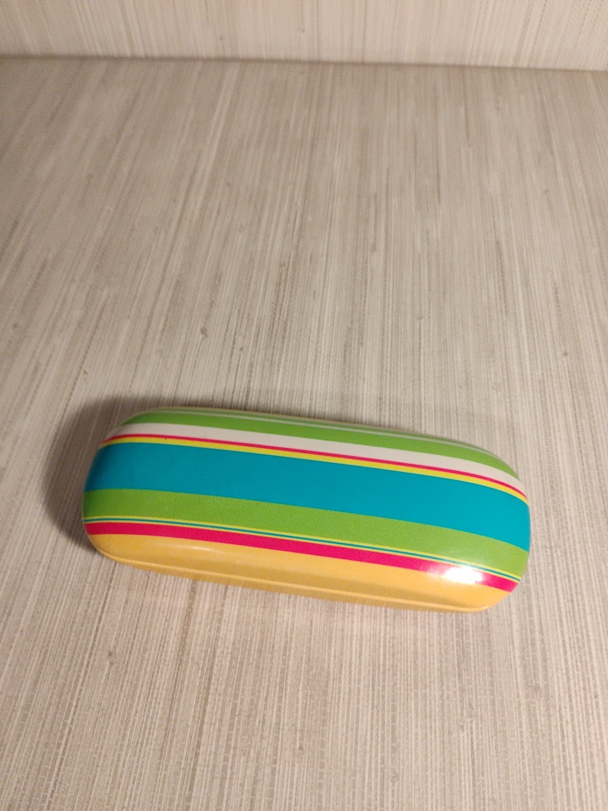 Humphreys Clamshell Hard Case Eyeglasses Sunglasses Stripes
