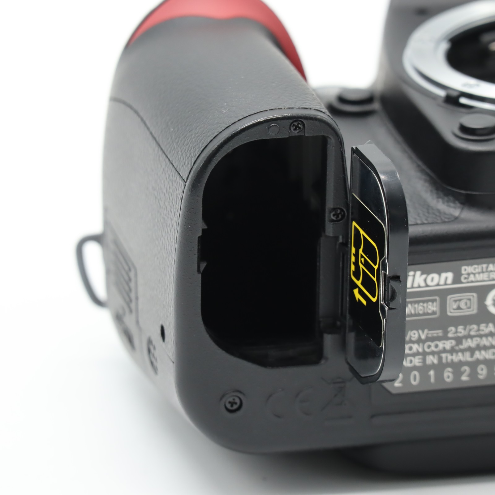 Nikon D90 Digital SLR Camera DSLR Camera Body (Shutter Count:3200)
