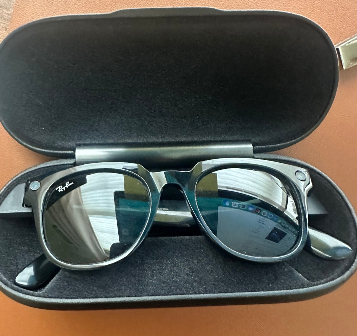 Ray-Ban Stories Meteor Smart Glasses RW4005 Shiny Black Frame, G15 Green Lens